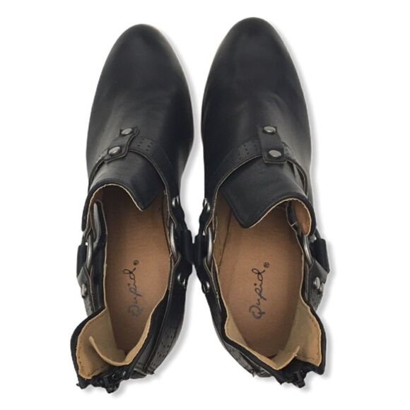 Qupid Black Pointed Toe Cut-out Ankle Booties - Picture 11 of 13